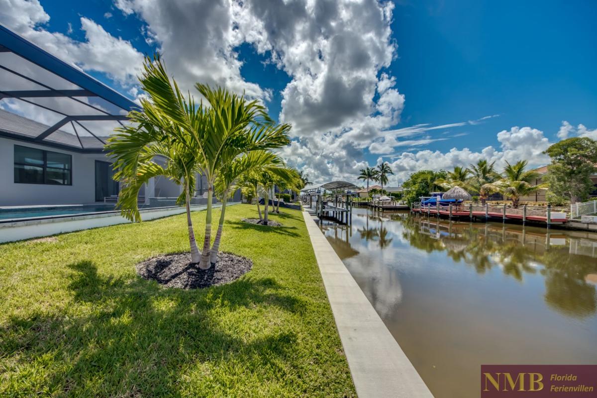 Ferienhaus-Cape-Coral-Bon Voyage_68-Backyard